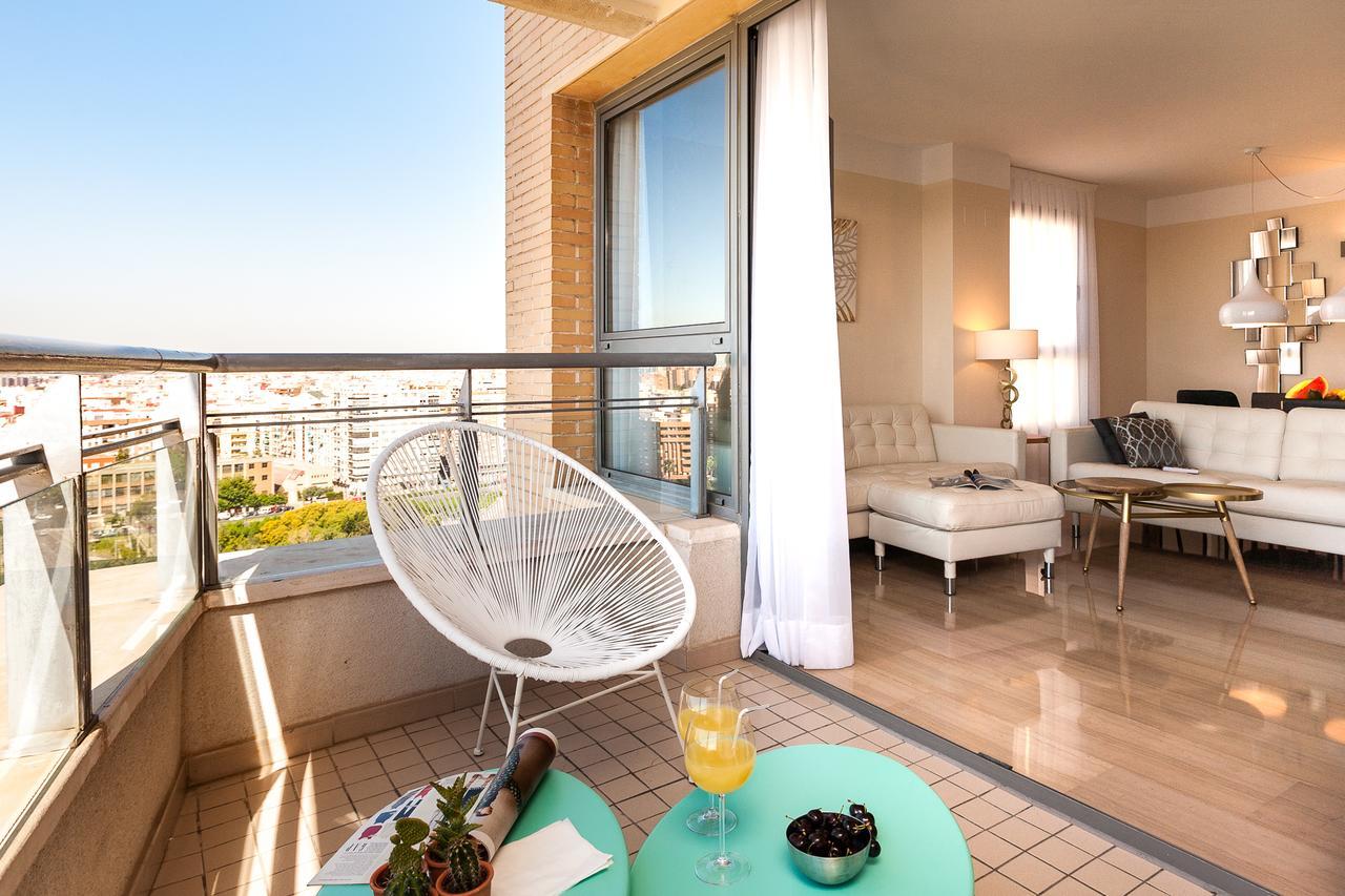 ApartUP Green Opera Views Valencia Buitenkant foto